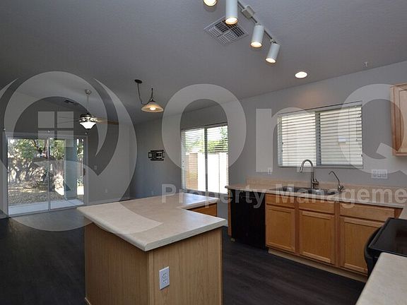 5th image of 31459 N Cactus Dr