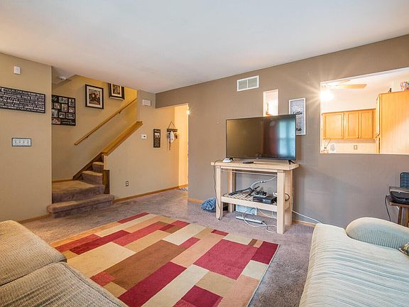 3rd image of 9221 W Morgan Ave #9223