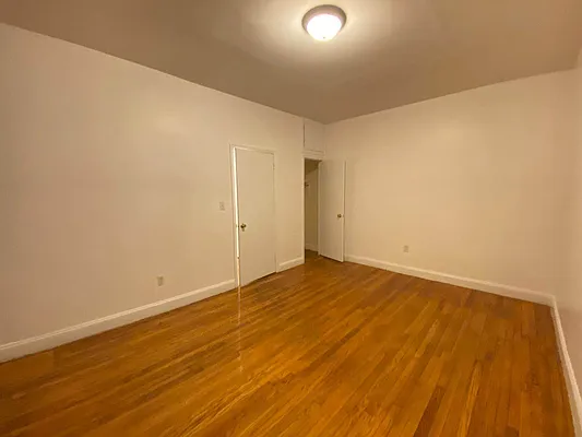 Rented by Lang Realty LLC | media 20