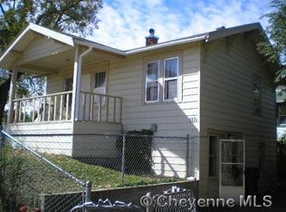 562 W 7th St, Cheyenne, WY 82007