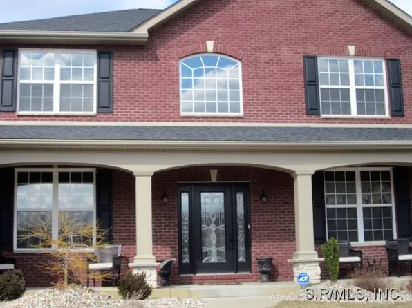 2217 Jack Nicklaus Dr, Belleville, IL 62220