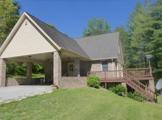 875 S Rustic Ln, Jasper, IN 47546