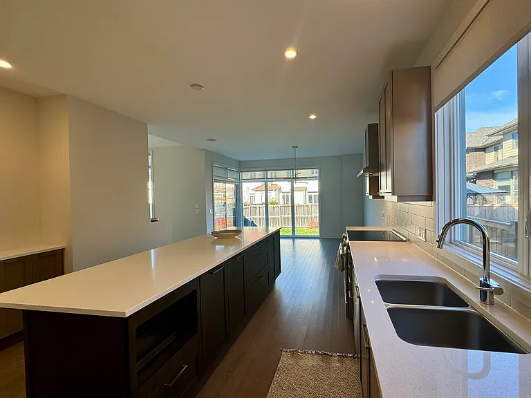 622 Summerhill St #1 — Photo 9