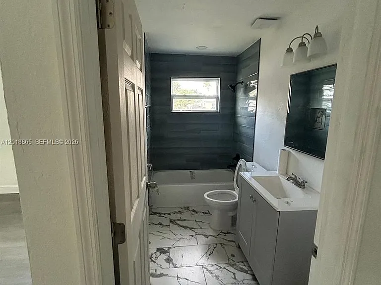 1835 NW 122nd St — Photo 18