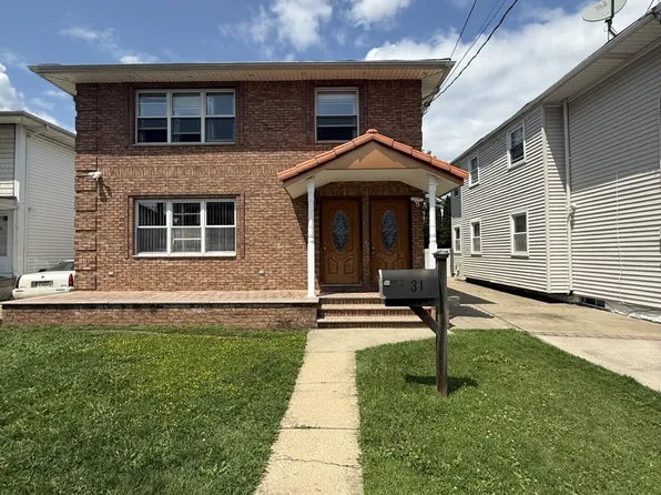31 Thomas St, Staten Island, NY 10306