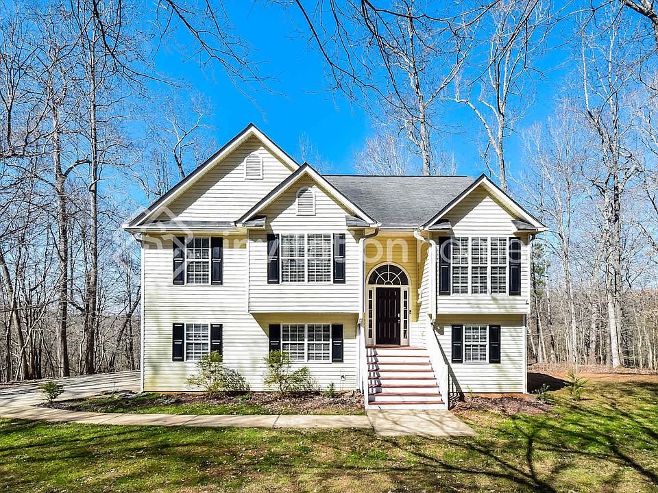1st image of 170 Ashley Woods Dr
