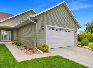 2731 41st St, Sioux City, IA 51108