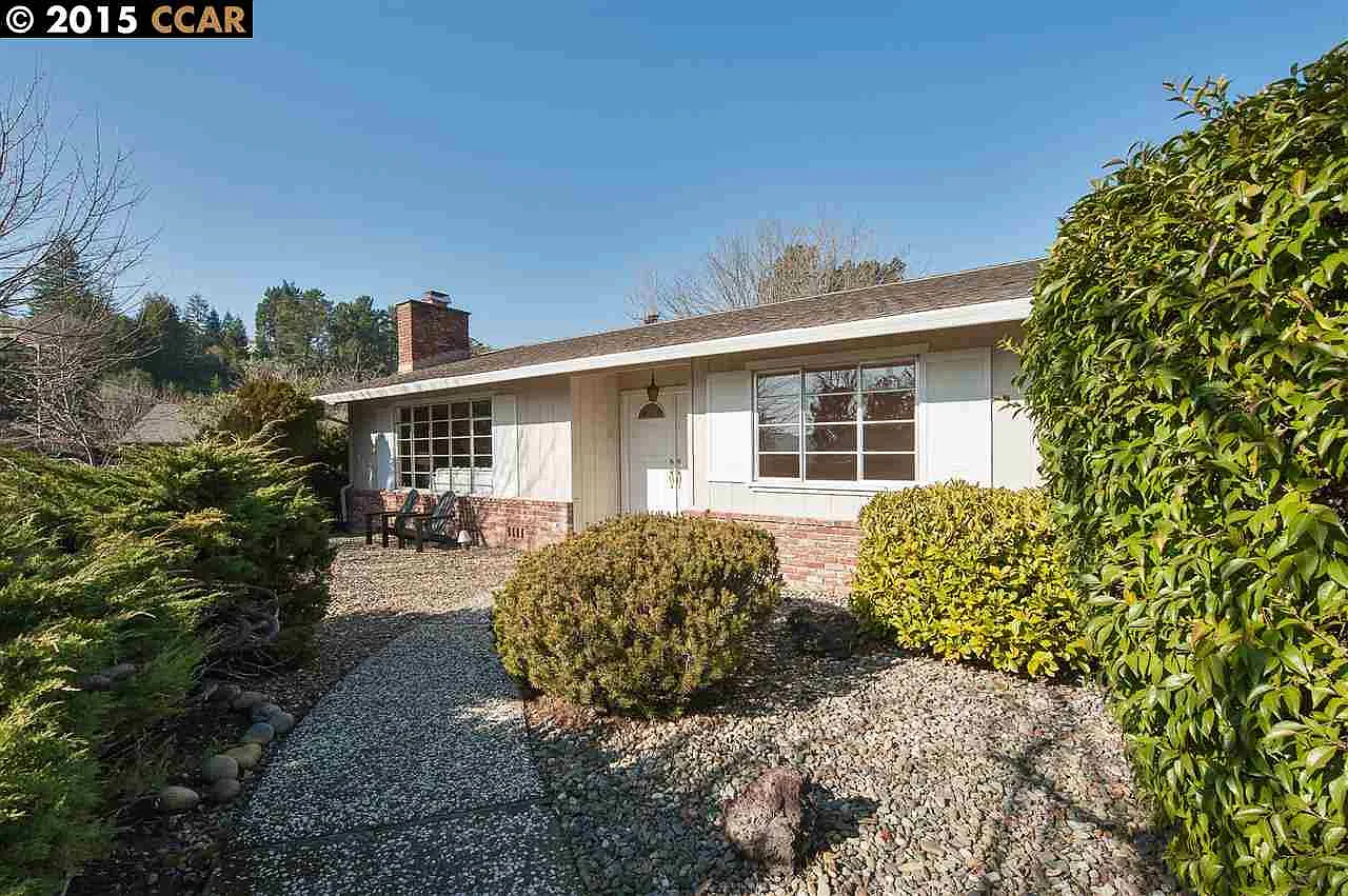 127 Hardie Dr photo 1