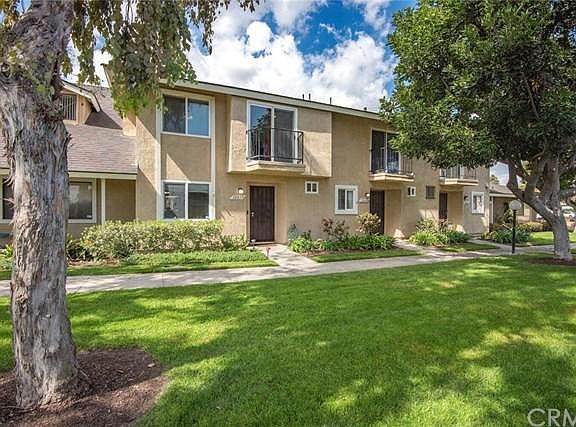 2nd image of 12017 Stonegate Ln