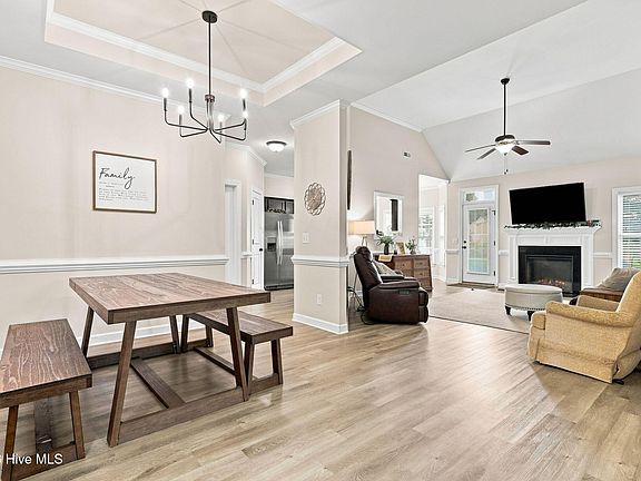 5th image of 1768 Oak Pointe Drive