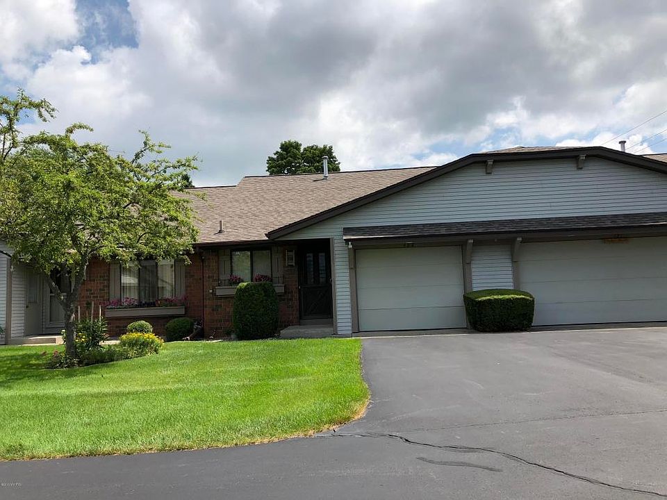 1st image of 122 Parkside Dr
