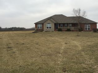 12 Moonlight Ct, Collinsville, IL 62234