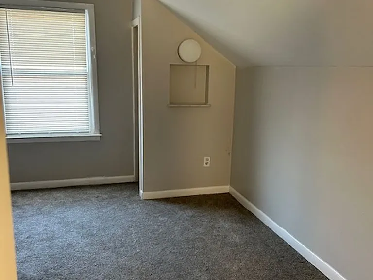 18025 Bentler St — Photo 13