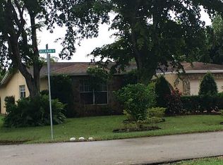 8516 Beekman Dr, Hollywood, FL 33025