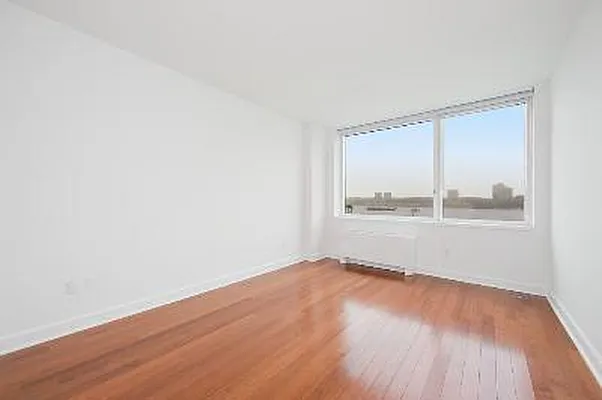 Rented by Corcoran | media 25