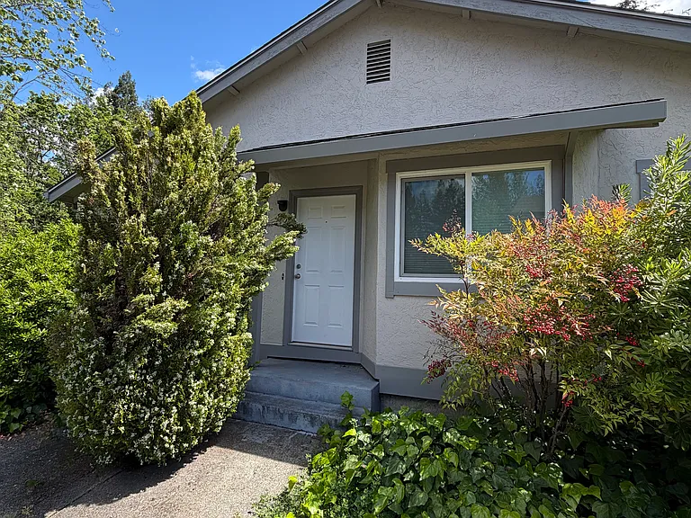 85 Randall Ln — Photo 13