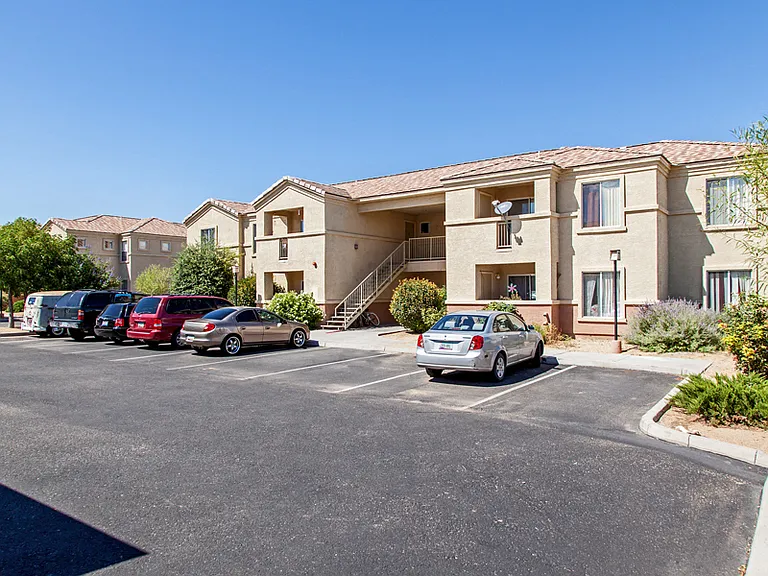 Aspen Ridge Apartment Homes — Photo 22