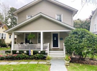 30 Sammis St, Huntington, NY