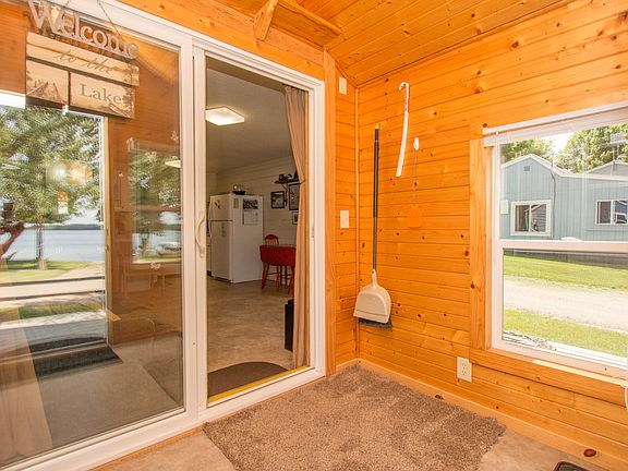 5th image of 8018 County Road 28 SW #8