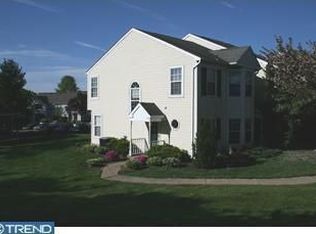 25 Taylors Way, Holland, PA 18966