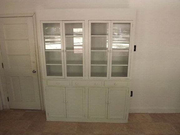 4th image of 2168 General Winship Dr
