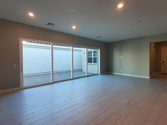 3rd image of 241 E Azalea Dr