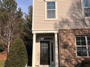 2030 Highland Village Dr, Cary, NC 27511