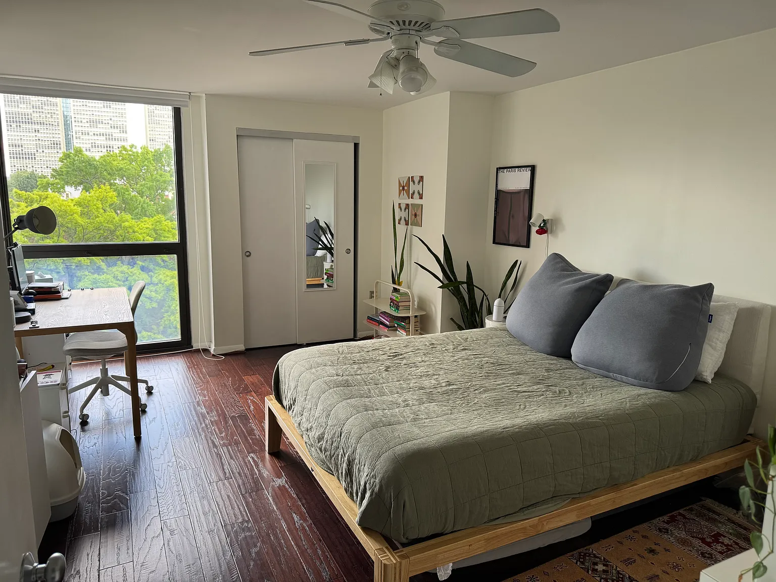 233 S 6th St — Photo 1