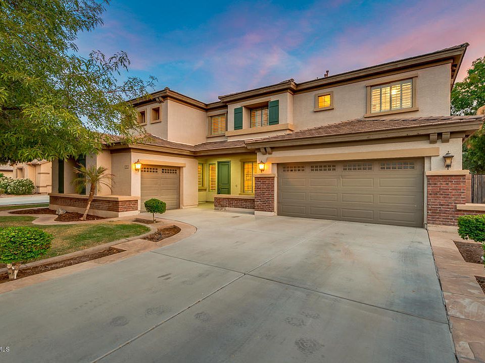 1st image of 611 E Julian Dr