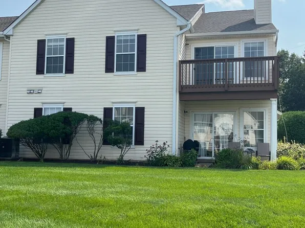 28 Wagon Wheel Rd, Quakertown, PA 18951