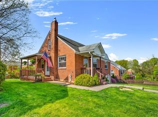 716 McArthur Dr, Greensburg, PA 15601