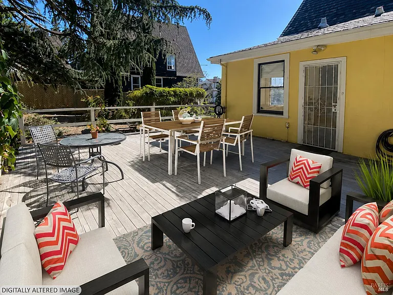 1910 Sonoma Blvd — Photo 6