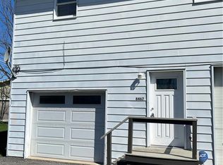 8467 Airport Rd E, Bath, PA 18014