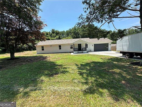 2nd image of 844 Kurtz Rd