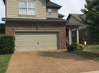 104 England Pl, Hendersonville, TN 37075