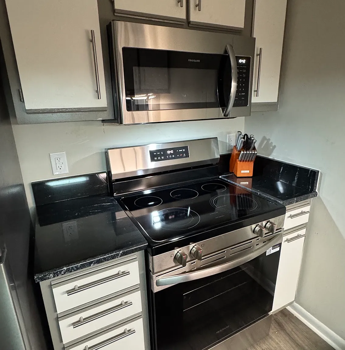 1 bed, 1219 sqft, $800 — Photo 3