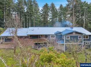 9790 NE Benton St, Newport, OR 97365