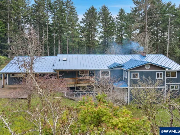 9790 NE Benton St, Newport, OR 97365