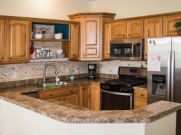 5th image of 120 Ledgestone Ct