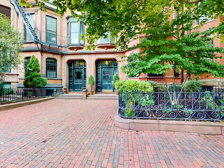 173 Marlborough St #B-1 — Photo 1