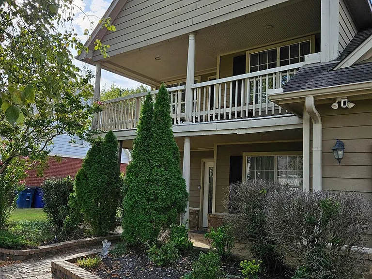 9933 Alexanders Ridge Dr — Photo 33