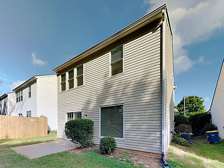 1627 Heyford Cir NW — Photo 14