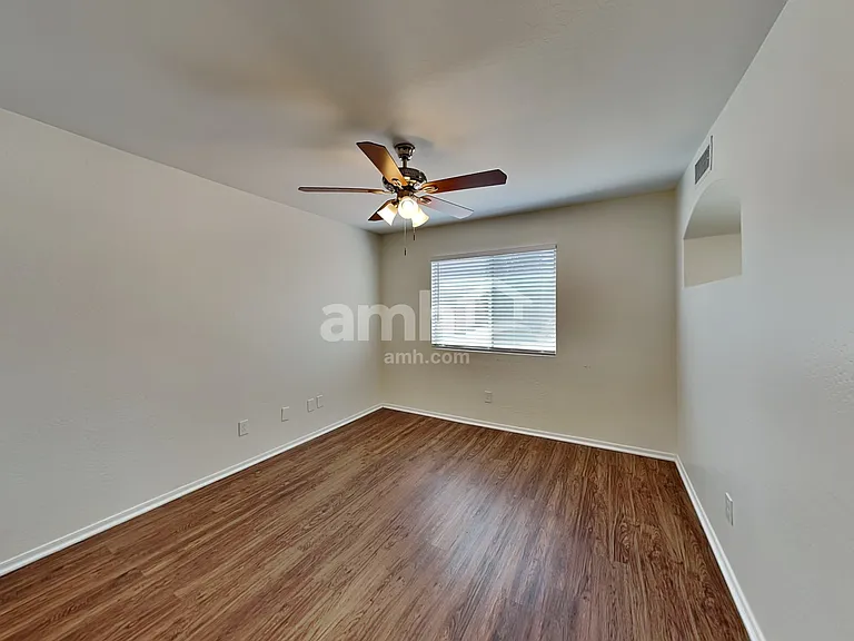 11353 W Buchanan St — Photo 20