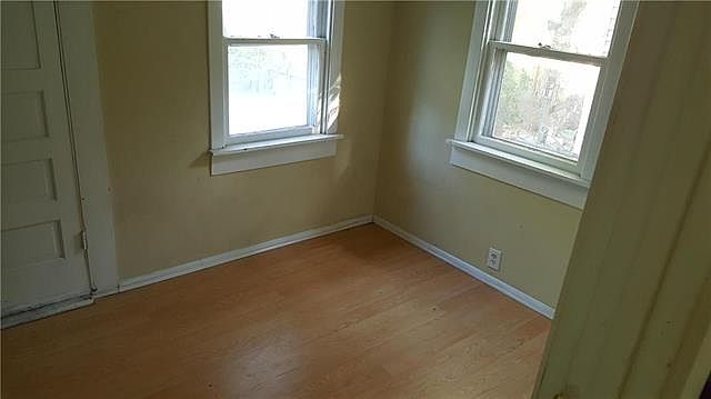 1st image of 323 N Lawndale Ave