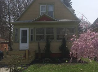 912 Wisconsin Ave, Saint Joseph, MI 49085