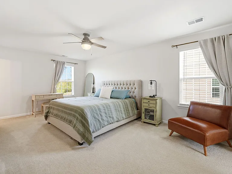 4435 Sunset Dr — Photo 24
