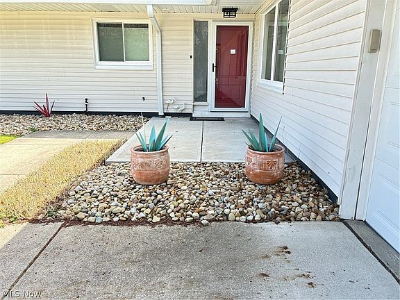 3rd image of 2642 Ramsay Rd