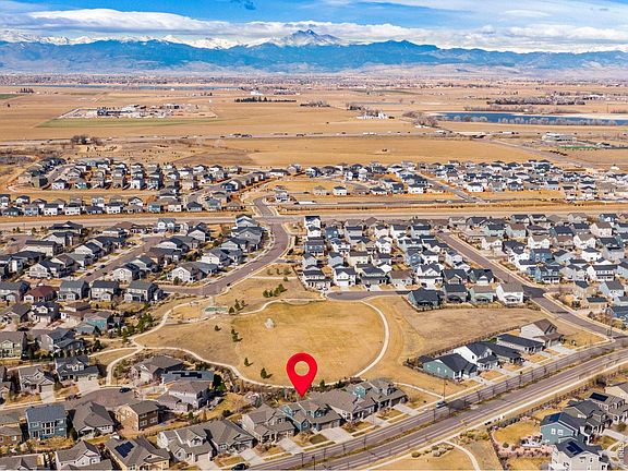 3rd image of 12715 Eagle River Rd