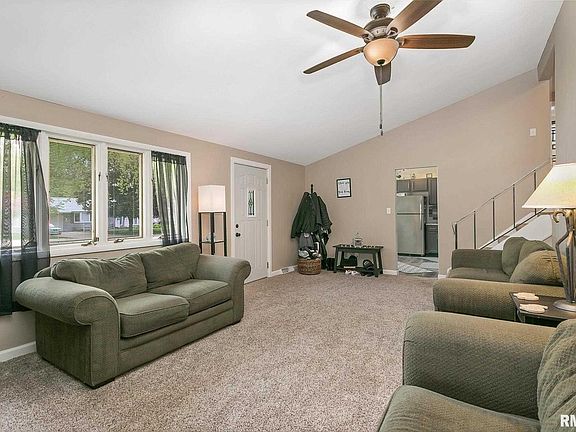 5th image of 2318 46th Street Ct