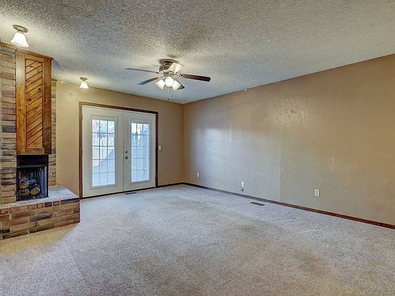 4th image of 3713 Windswest Ct
